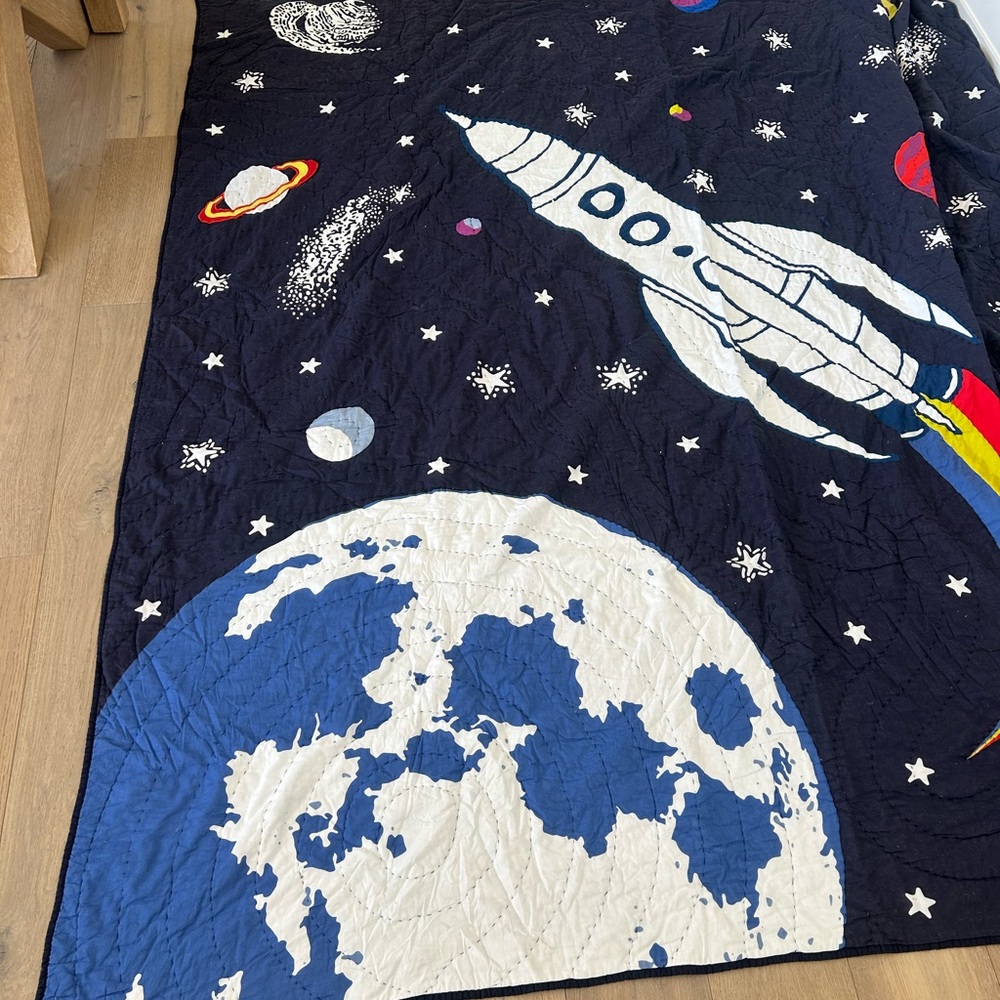 Lands' End Space Adventure Quilt Full Size